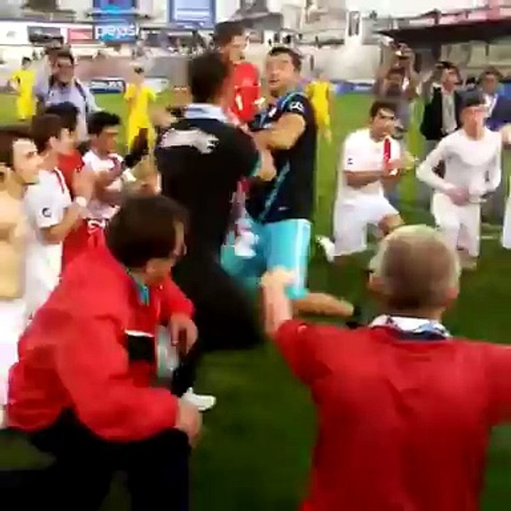 Dünya Şampiyonu Trabzon Erdoğdu Lisesinden Kolbastı şov!