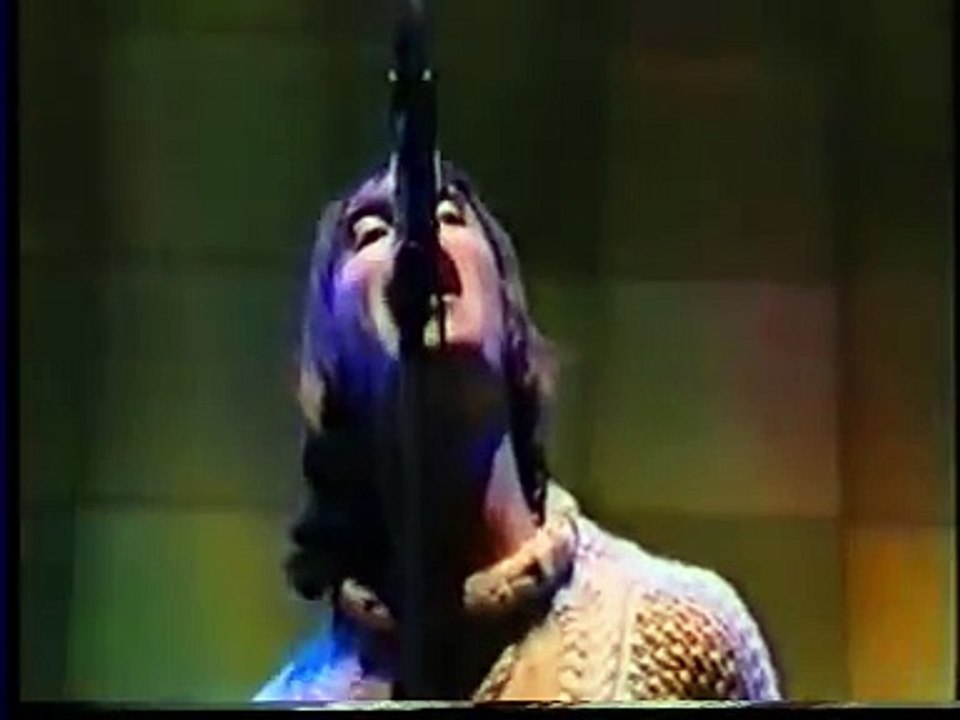 OASIS:  WONDERWALL LIVE AT KNEBWORTH PARK 1996!!!!!!!!!!