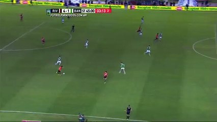 River Plate: Fernando Cavenaghi y su golazo de taco ante Banfield (VIDEO)