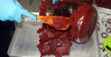 Hollanda'ya Götürülmek İstenen Salçaların İçinden Eroin Çıktı