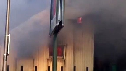 Incendie magasin zone nord du mans