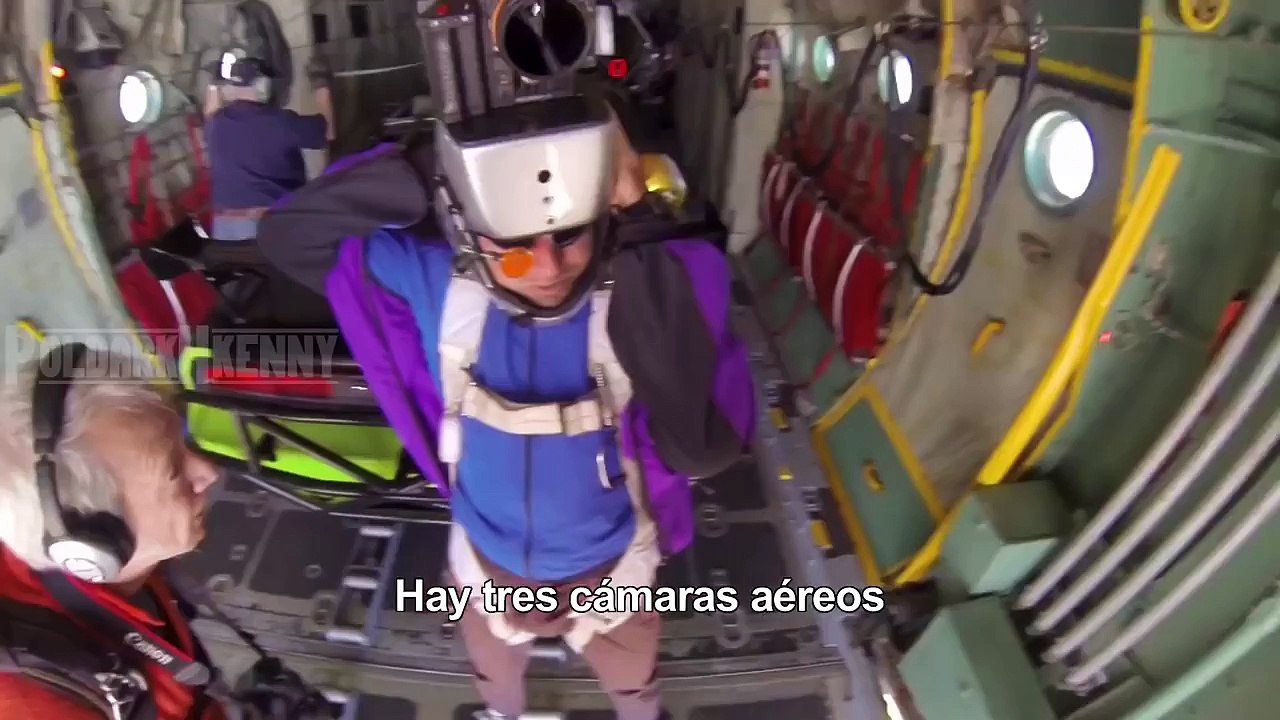 Detras de Camaras: Caida Libre | Rapidos y Furiosos 7 | Furious 7 | Español