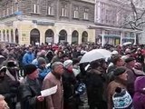 Protesti u Sarajevu ispred Katedrale
