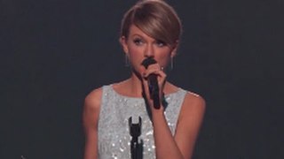 Taylor Swift Wins Country Music Awards 2015 - ACM Awards 2015 - The 50th Annual ACM Awards 4-19-15
