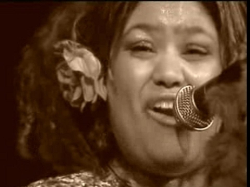 DEDE PRIEST