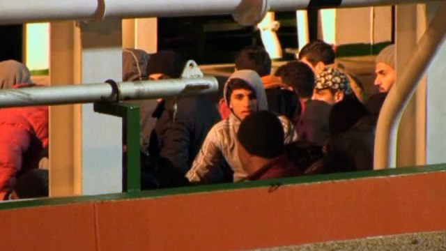 Migrants arrive in Sicily as EU ministers due to meet