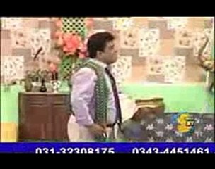 Zara Ghonghat Utha  Pakistani Stage Show