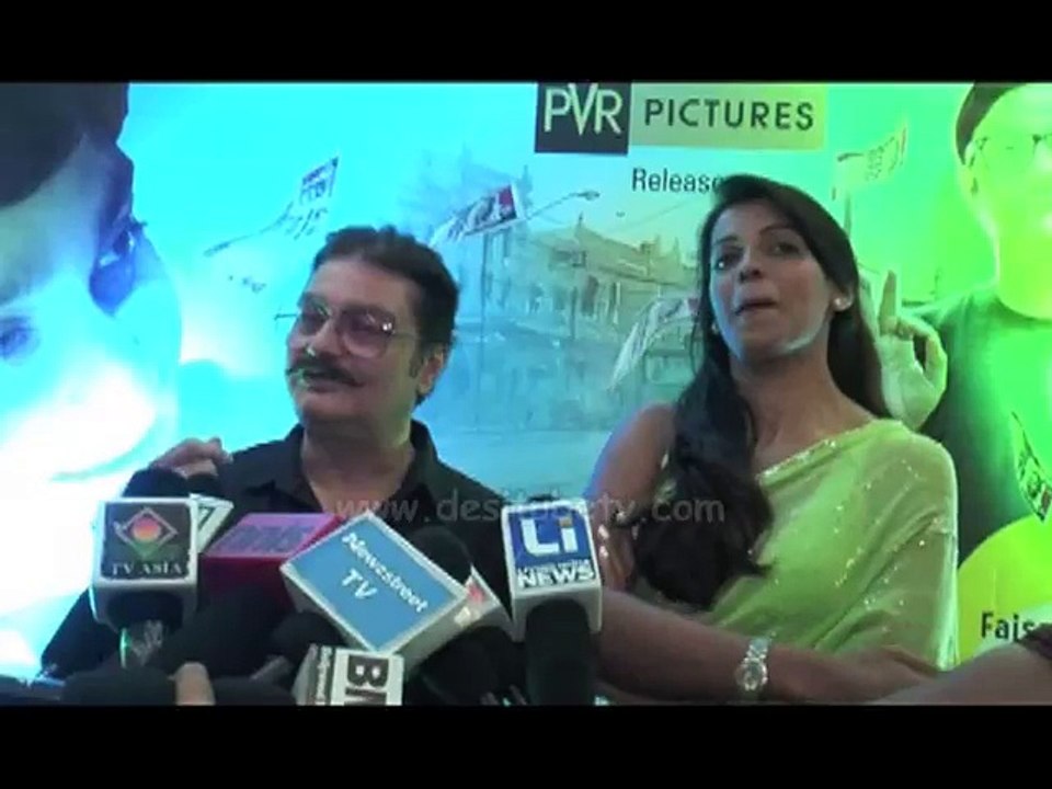 B-Town's Hottie Mugdha Godse Plays Vinay Pathak's Nagging Wife In The Film 'Kaagaz Ke Fools'