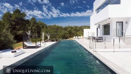 4 Bedrooms - Villa - Sales