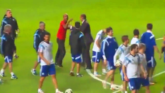 Çakma Ronaldinho sahaya daldı ve...