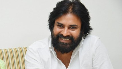 Pawan Kalyan meets his fan Srija