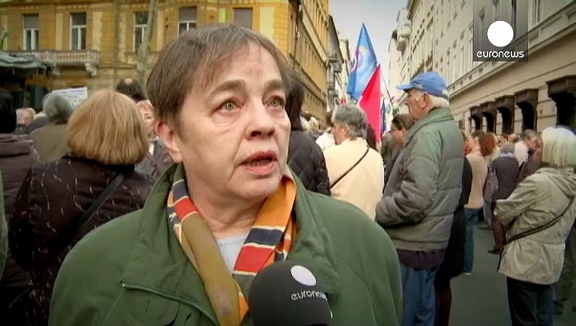 ⁣Угорці закликають до дочасних виборів