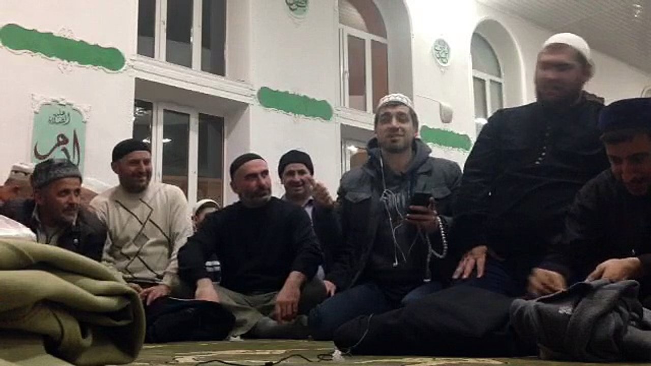 Ринат Каримов, нашид в мечети, г. Дербент