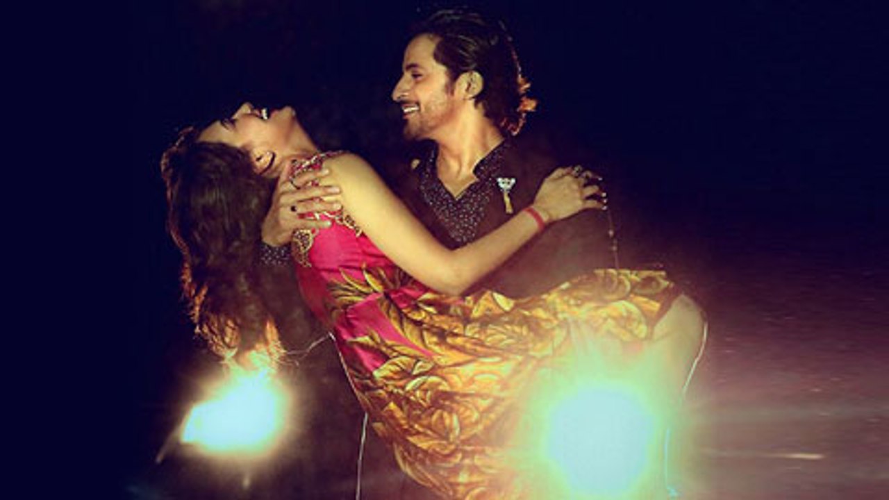 Vikas Manaktala Gunjan Walia Tie To Knot On This 21st April