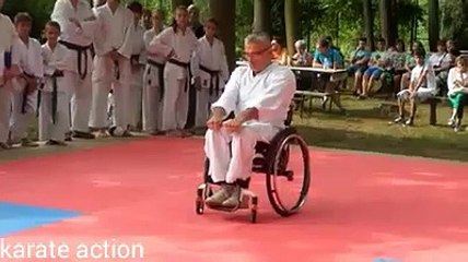 تحية لهذا الرجل الذي جعل الكلمات تتعثر في شفتي ماذا اقول!!