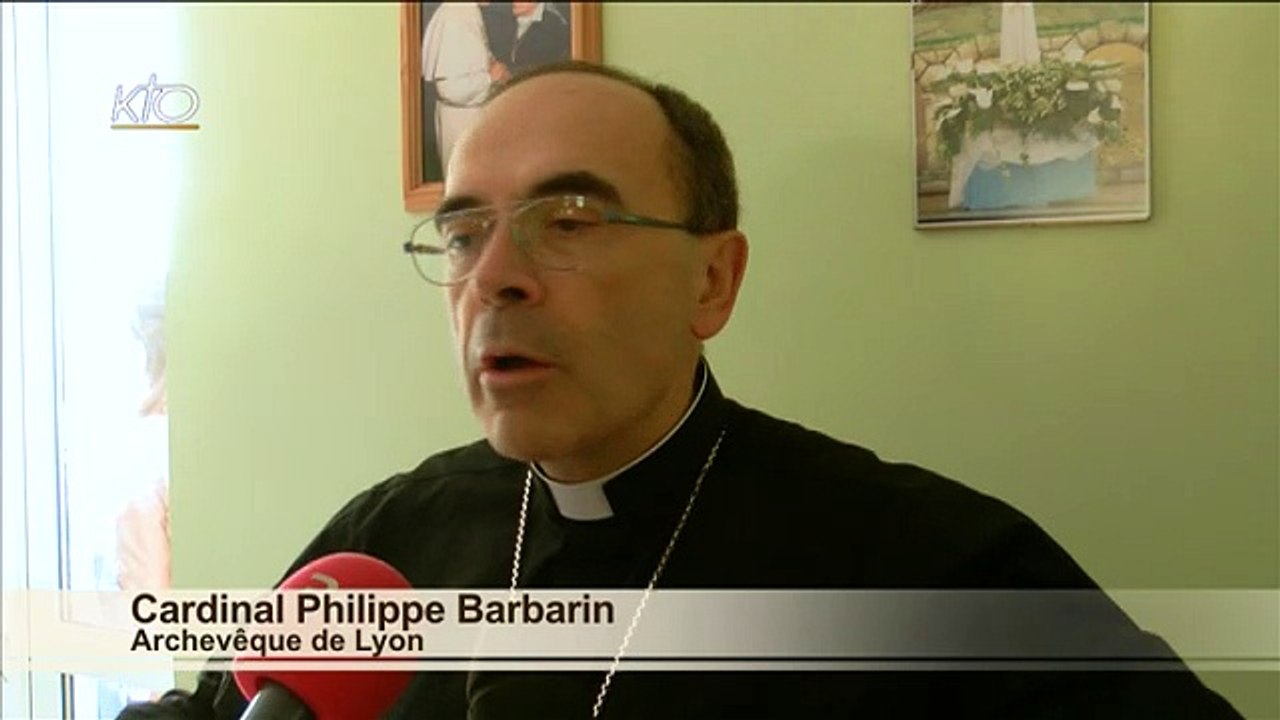 Le cardinal Barbarin face à la situation des migrants à Lyon