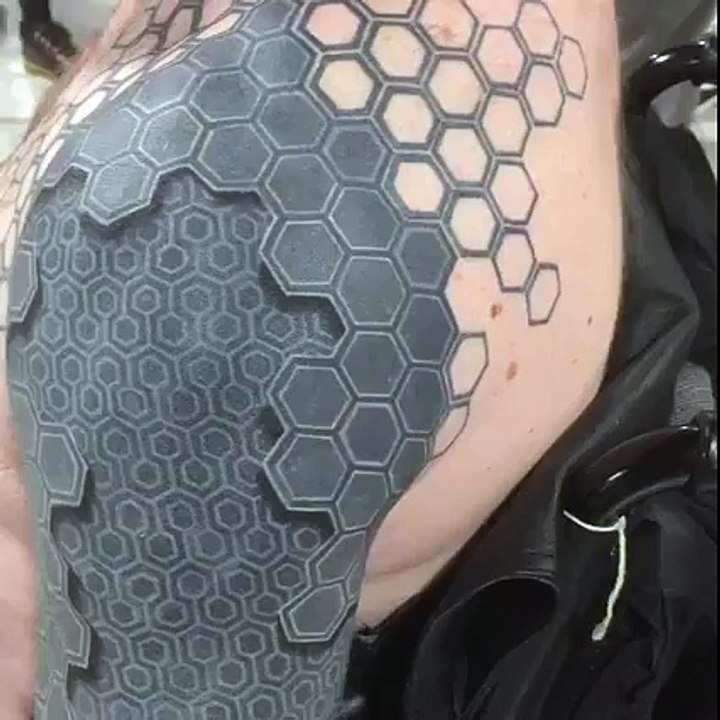 INSANE 3D tattoo sleeve