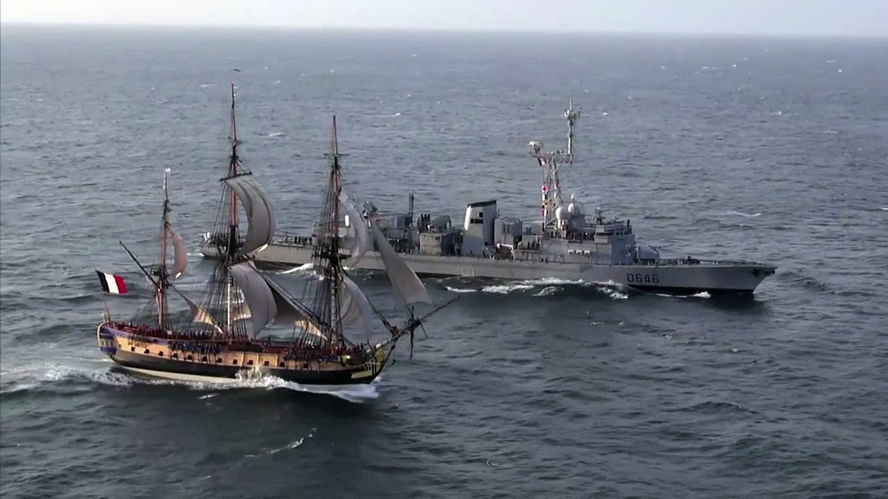L'Hermione toutes voiles dehors pour rejoindre les Etats-Unis