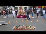 awesome street performer illusion