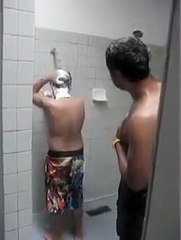 Funny Shampoo Prank in Shower ! - Прикол с Шампунем в Душе !