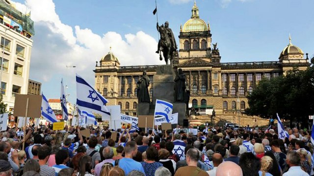 Against violence and hatred. Против насилия и ненависти