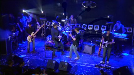 Miña Terra Galega - Miguel Costas (Sinietro Total) y Modestia Aparte (Video Oficial)