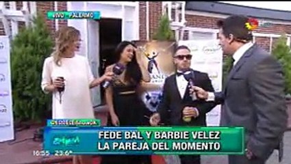 Barbie Velez y Fede Bal acaramelados en la gala