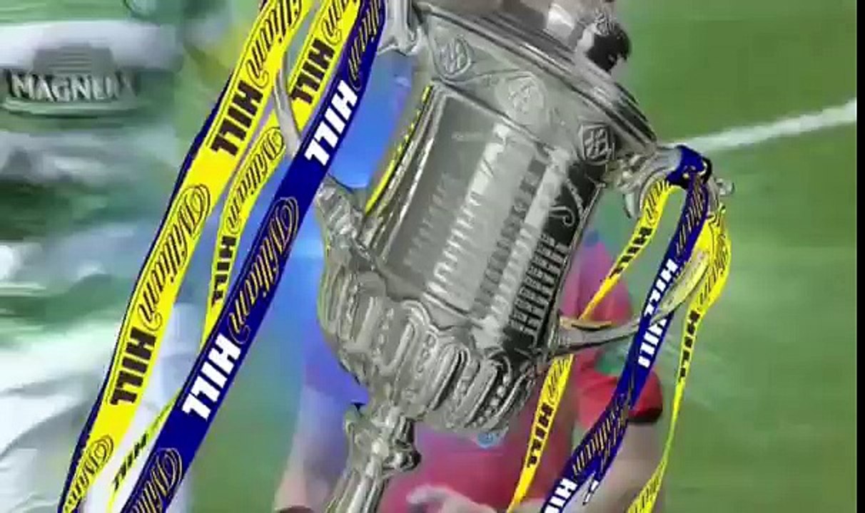 Inverness vs Celtic Glasgow 3-2 | Referee fails to award penalty after handball stops Celtic goal