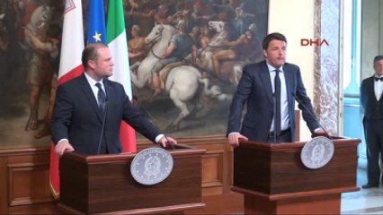 İtalya Başbakanı Renzi: Srebrenitsa'ya Gözlerimizi Kapattık, Ama Göçmen Dramına Kapatamayız