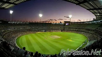 AB de Villiers takes an amazing catch