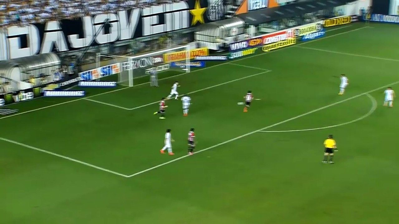 Paulista: Irres Solo aus der eigenen Hälfte