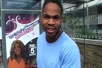 Turk Kızına Musallat Olan Zenci Ağzının Payını Alır.!