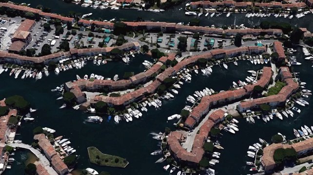 A vendre - Maison/villa - Port Grimaud (83310) - 6 pièces - 130m²