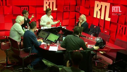 Download Video: Stéphane Bern reçoit Didier Barbelivien et Marie-Josée Croze dans A La Bonne Heure Bern du 21-04-2015 Partie 2.