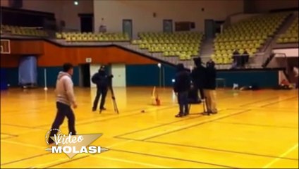 BUMERANGIN KİTABINI YAZAN ADAM