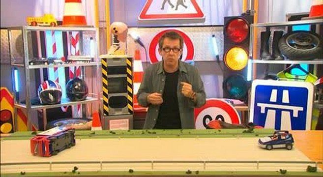 C'est Pas Sorcier : le danger des objets mal rangés