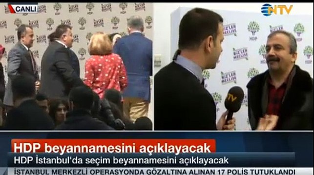 Sırrı süreyya önder NTV ye kendi kanalında çok fena laf çakmış