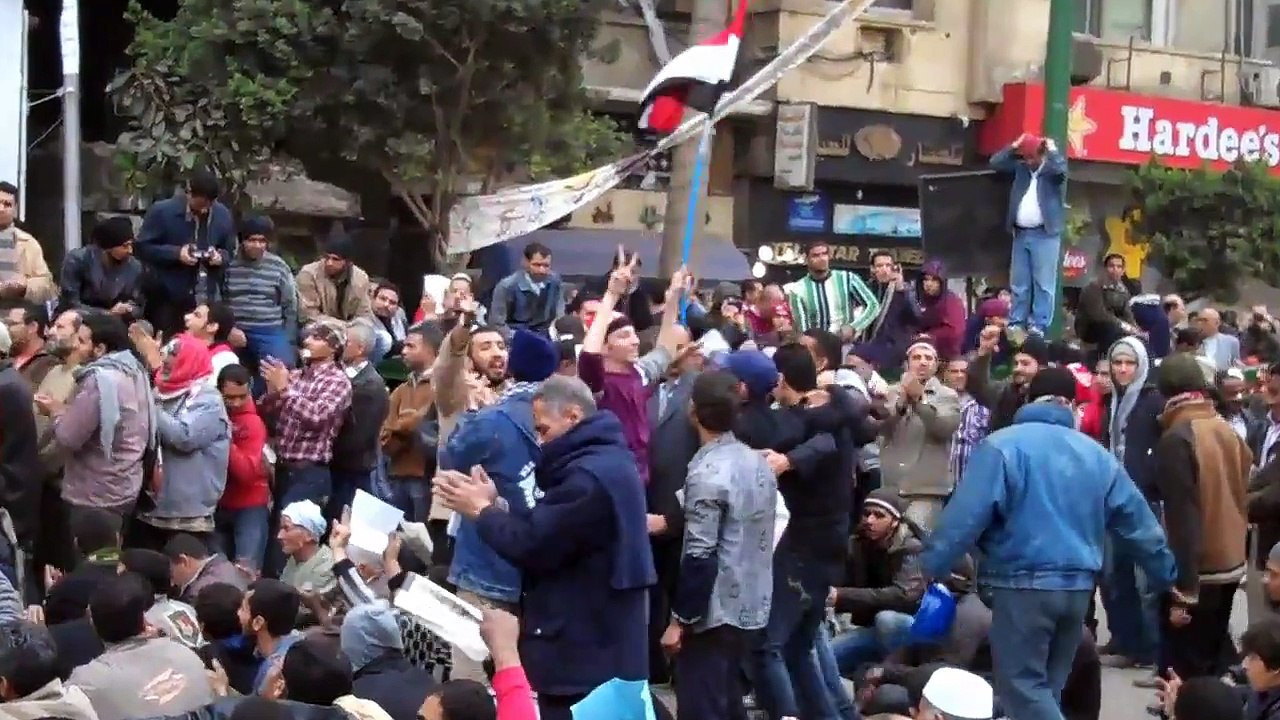 كلمة حلوة وكلمتين من ميدان التحرير