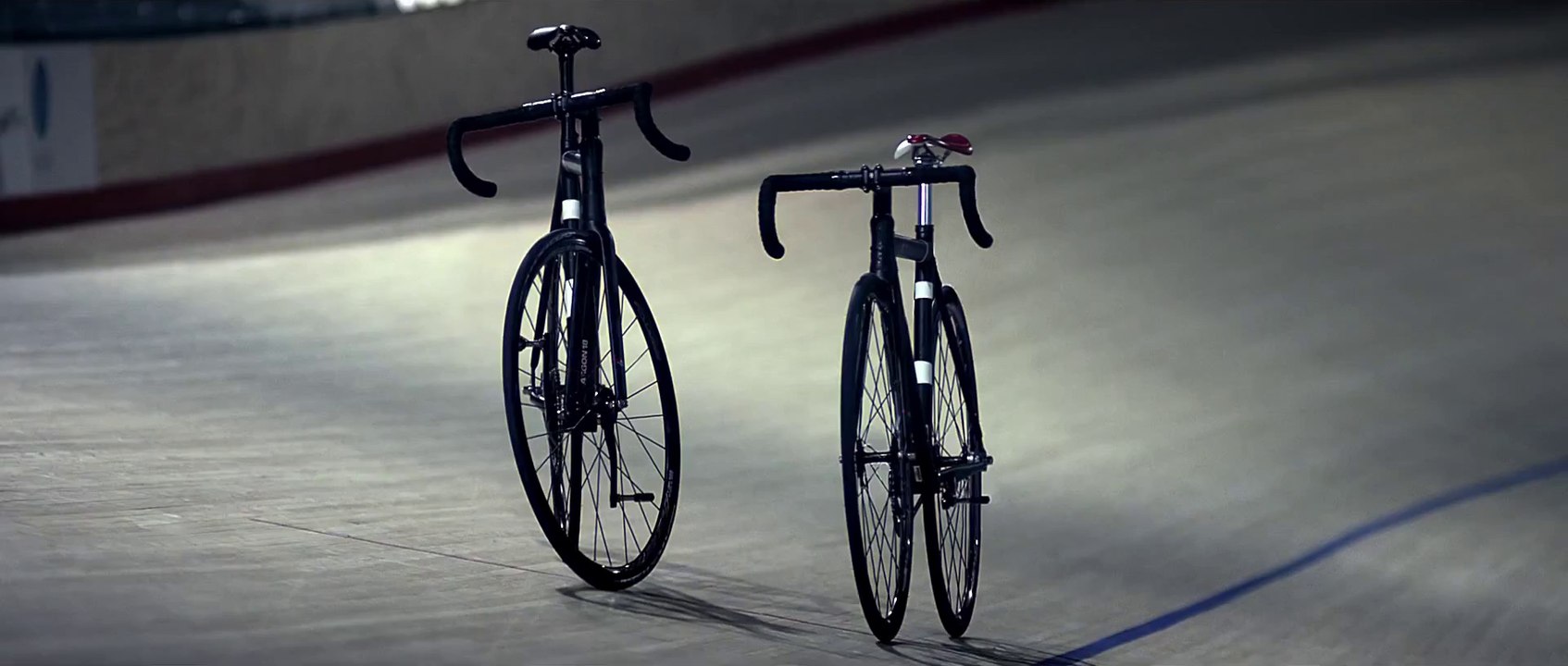 Bikes with no bikers : Cycling Canada Hop On Commercial