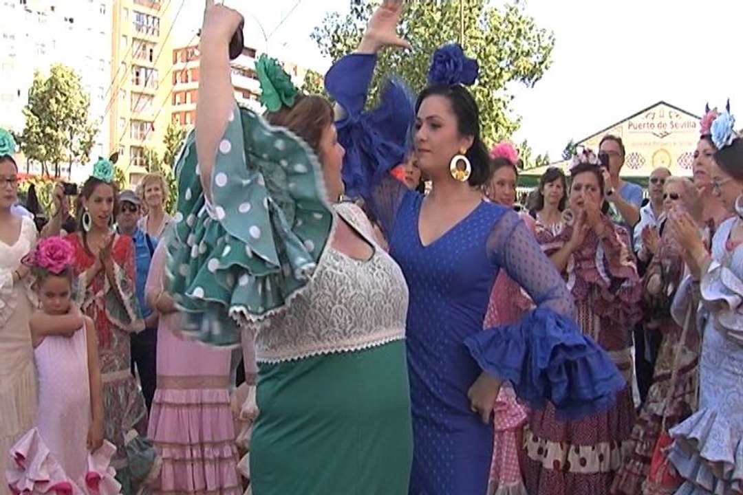El Real de la Feria ya baila al compás de sevillanas