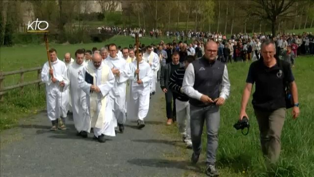 Retour sur l'inauguration de la ferme du Cenacolo à Ars
