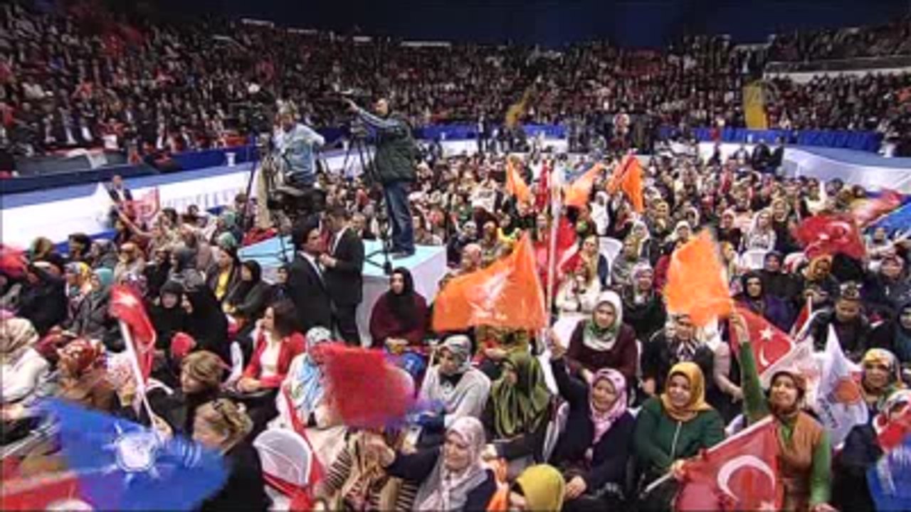 Davutoğlu: "2023'te Türkiye Semalarında İlk Milli Muharip Uçağımızı Göreceksiniz"