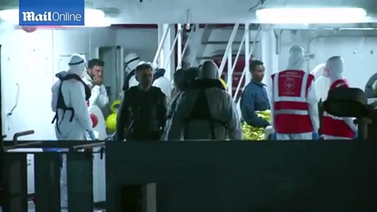 Migrant boat captain accused of killing 900 men arrested in Italy