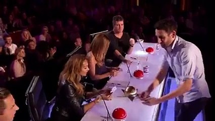 شاهد كيف كانت ردت فعل لجنة التحكيم تجاه هذا الساحر