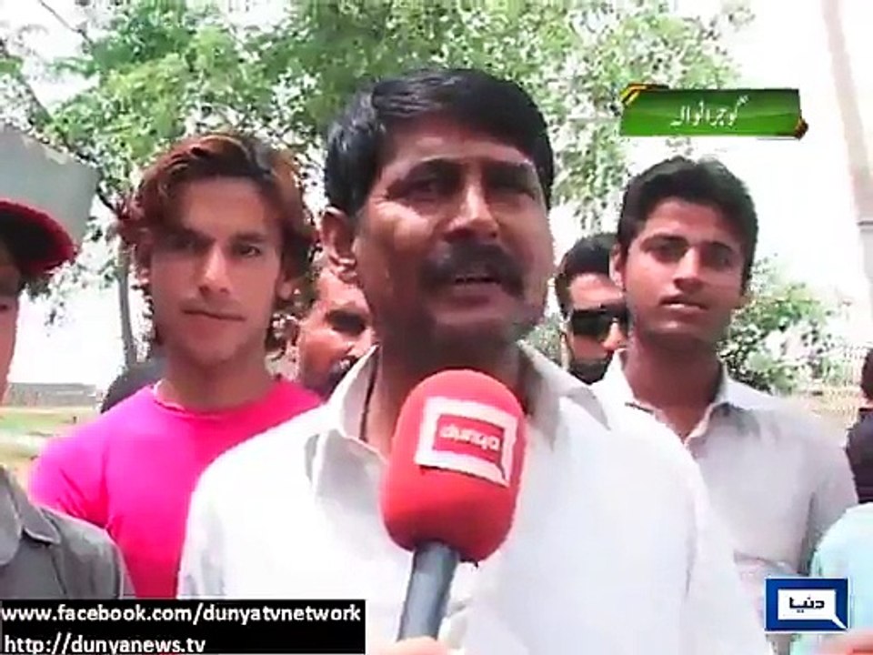 Gujranwala- People getting gas out of waste material