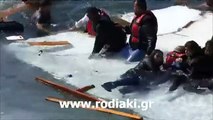 Grecia: Tres inmigrantes muertos y 93 rescatados en naufragio