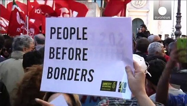 Libyen: Hunderte Flüchtlinge vor Passage nach Europa gestoppt