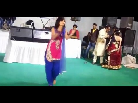 Desi Girl Wedding Dance - Balam Pichkari - HD