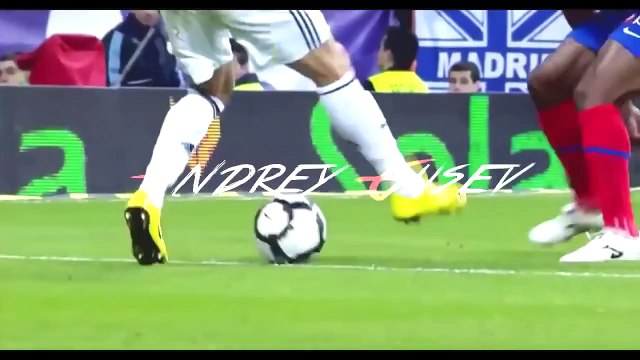 Cristiano Ronaldo - Amazing Skills Show 2009-2010 (Skills, Dribbling, Speed, Passes)by Andrey Gusev