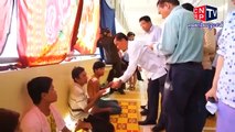 Cambodia News - Leaders visit to the injured strikers by Hun Sen's Police Military